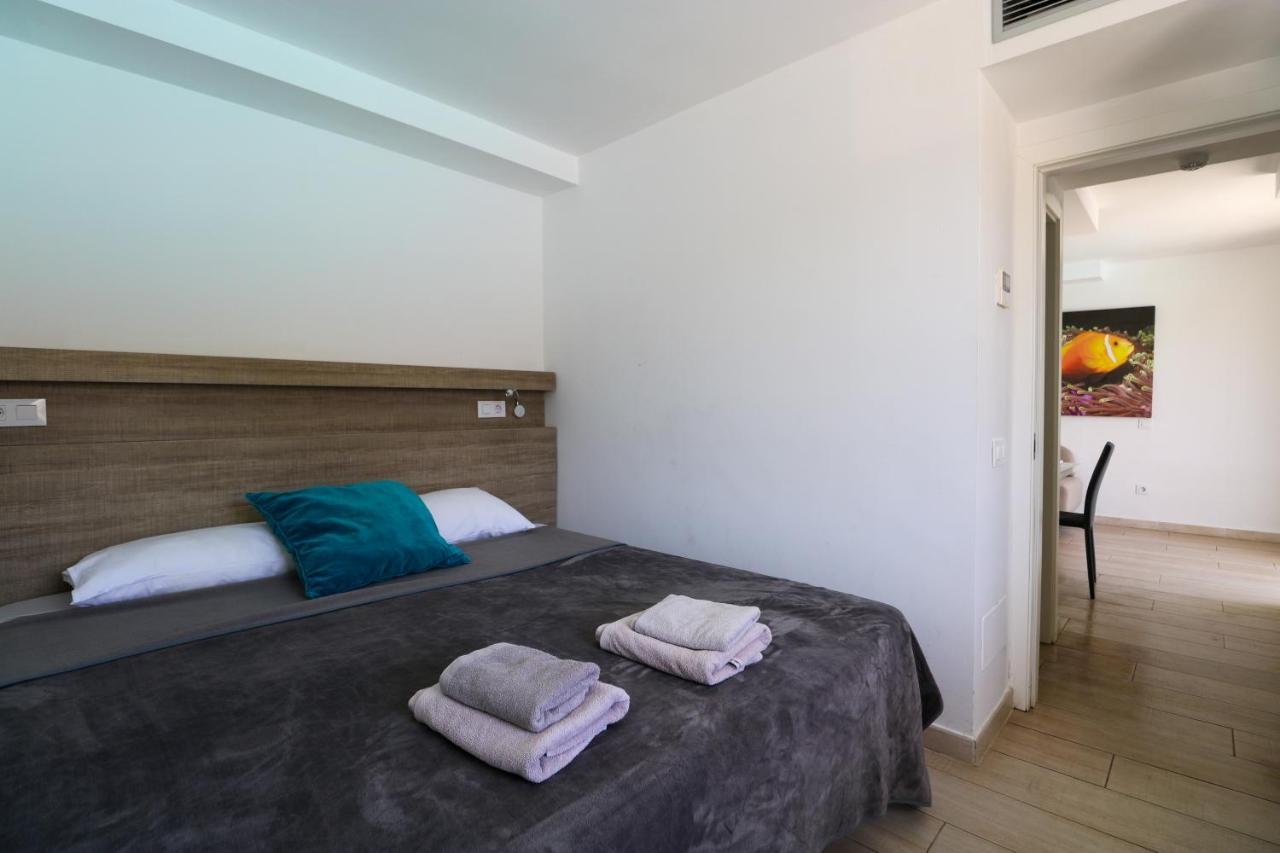 פוארטו ריקו Calypso Boutique Apartments מראה חיצוני תמונה